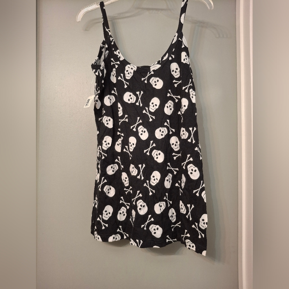 No Boundaries Black and White Skull Bones Tank Top - Picture 2 of 4